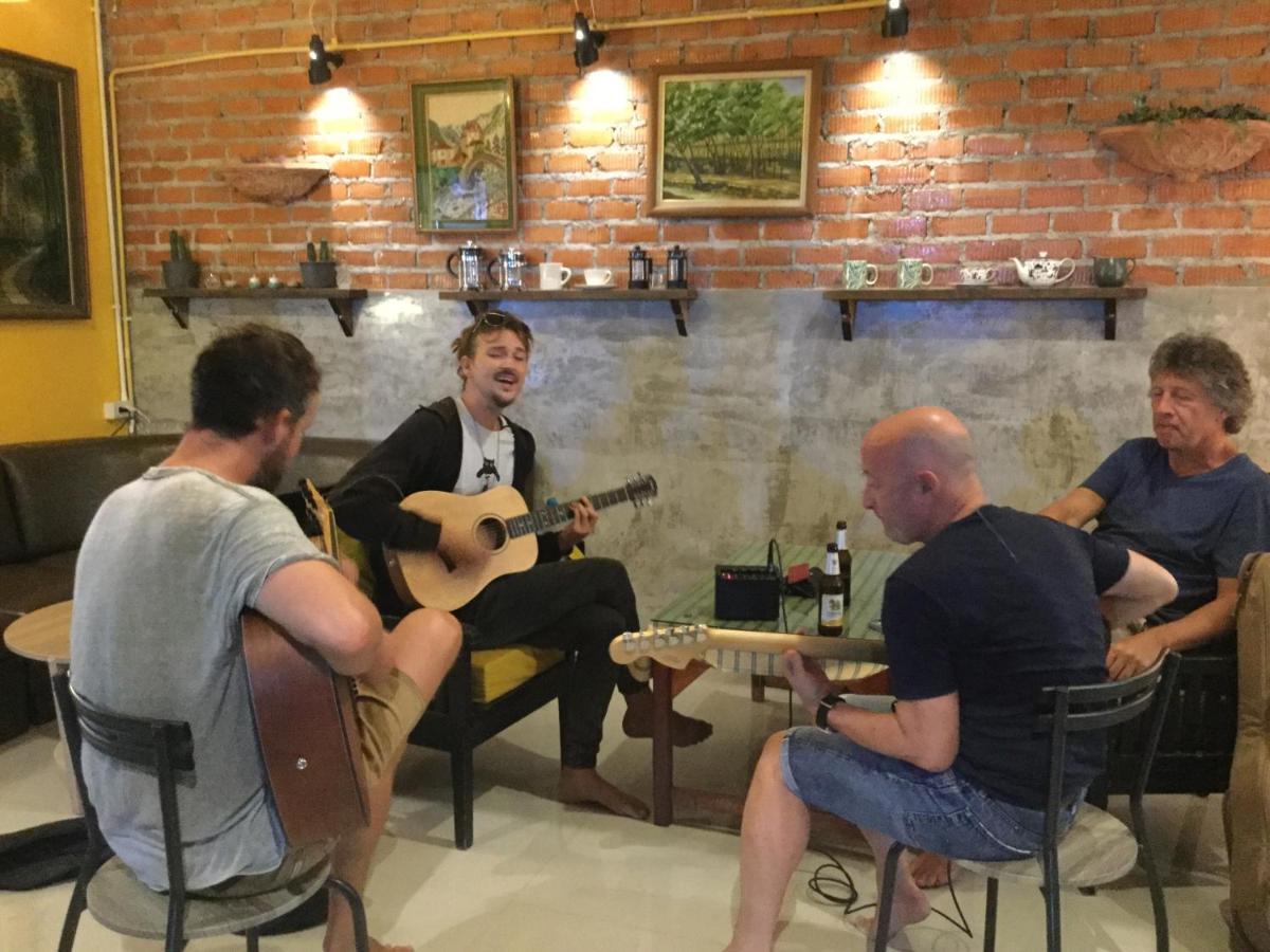 קו לנטה Wake Up @Lanta Hotel : Cafe מראה חיצוני תמונה